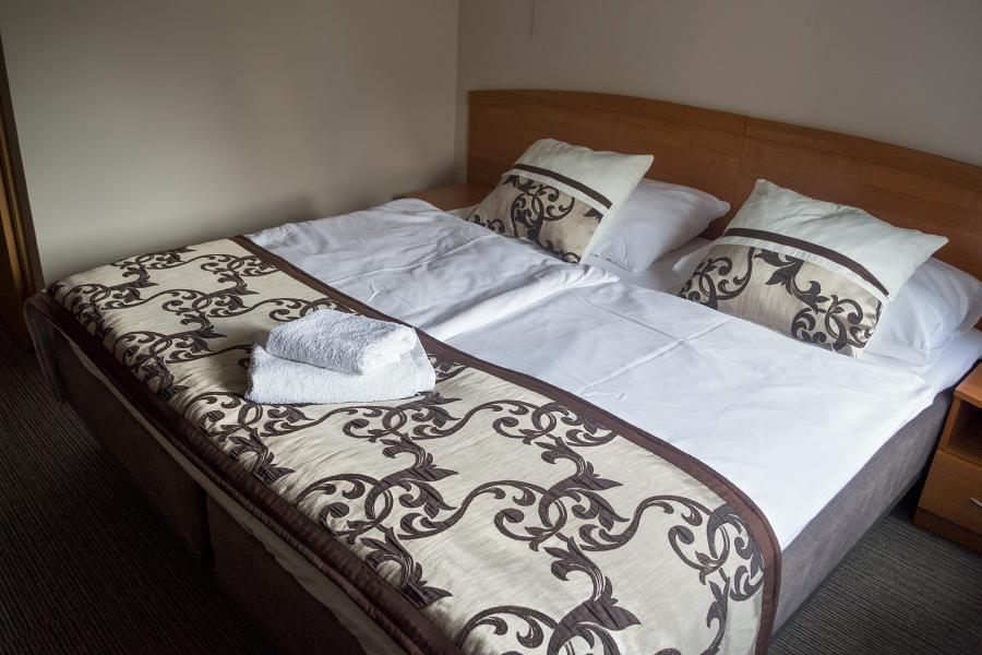 Sukiennice Hotel Хойнице Экстерьер фото